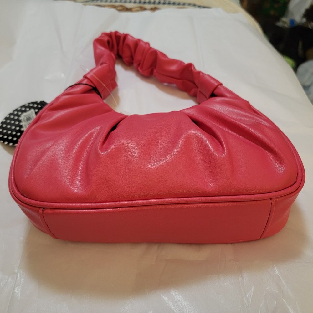 Olivia and Kate Shoulder Bag small, NWT